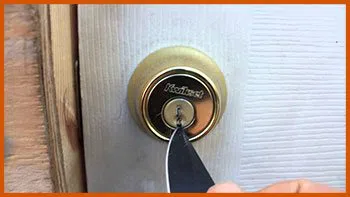 Trenton MI Locksmith Store Trenton, MI 734-535-1969 - 7-broken-key-extraction